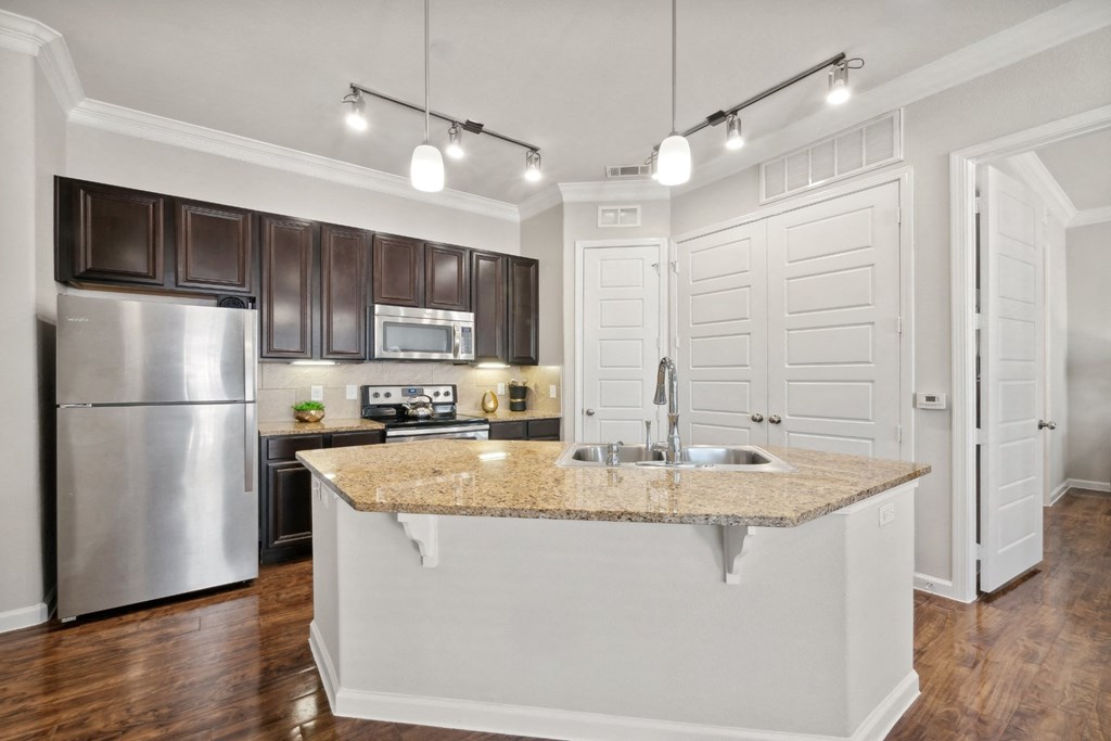 10_Berkshire Woodland_Kitchen_resized
