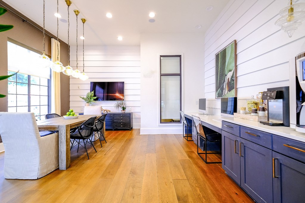 12_Sophia at Abacoa_ Social Area and Business Center