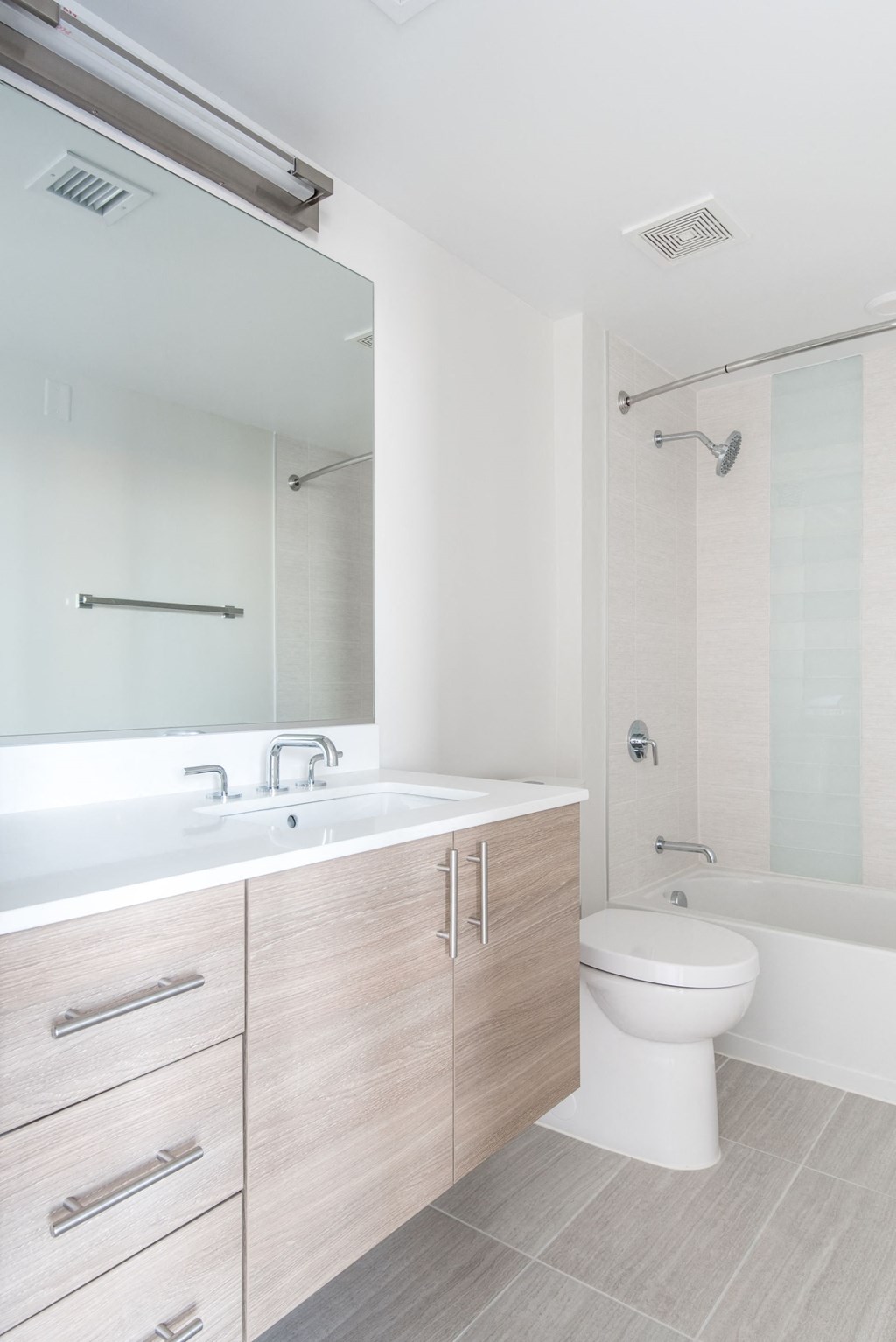 Luxurious Bathrooms at Berkshire 15, Washington, Washington