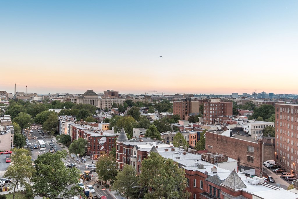 Drone Exterior View at Berkshire 15, Washington