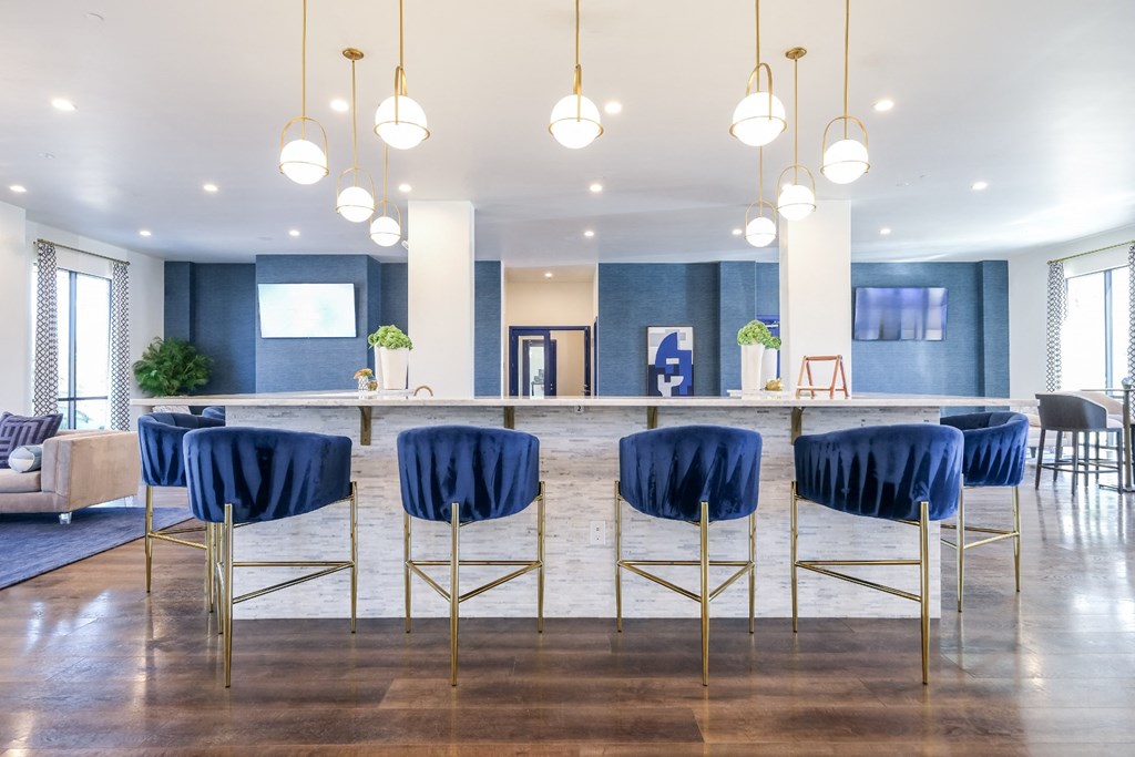 social area at Reveal on the Lake apartments