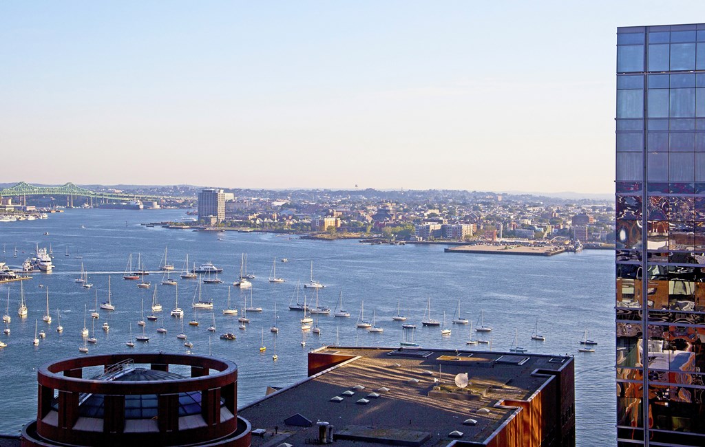 Luxury Apartments with Scenic Views-5 Fan Pier Boulevard, Boston, MA 02210
