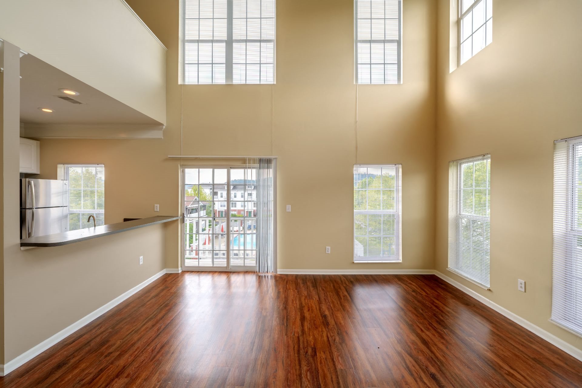 Interiors Luxury Waterfront 1, 2 and 3 Bedroom Apartments and Townhomes with Large Open Spaces and Windows, Balconies and River views, 611 E. Waterfront Drive, Munhall, PA 15120