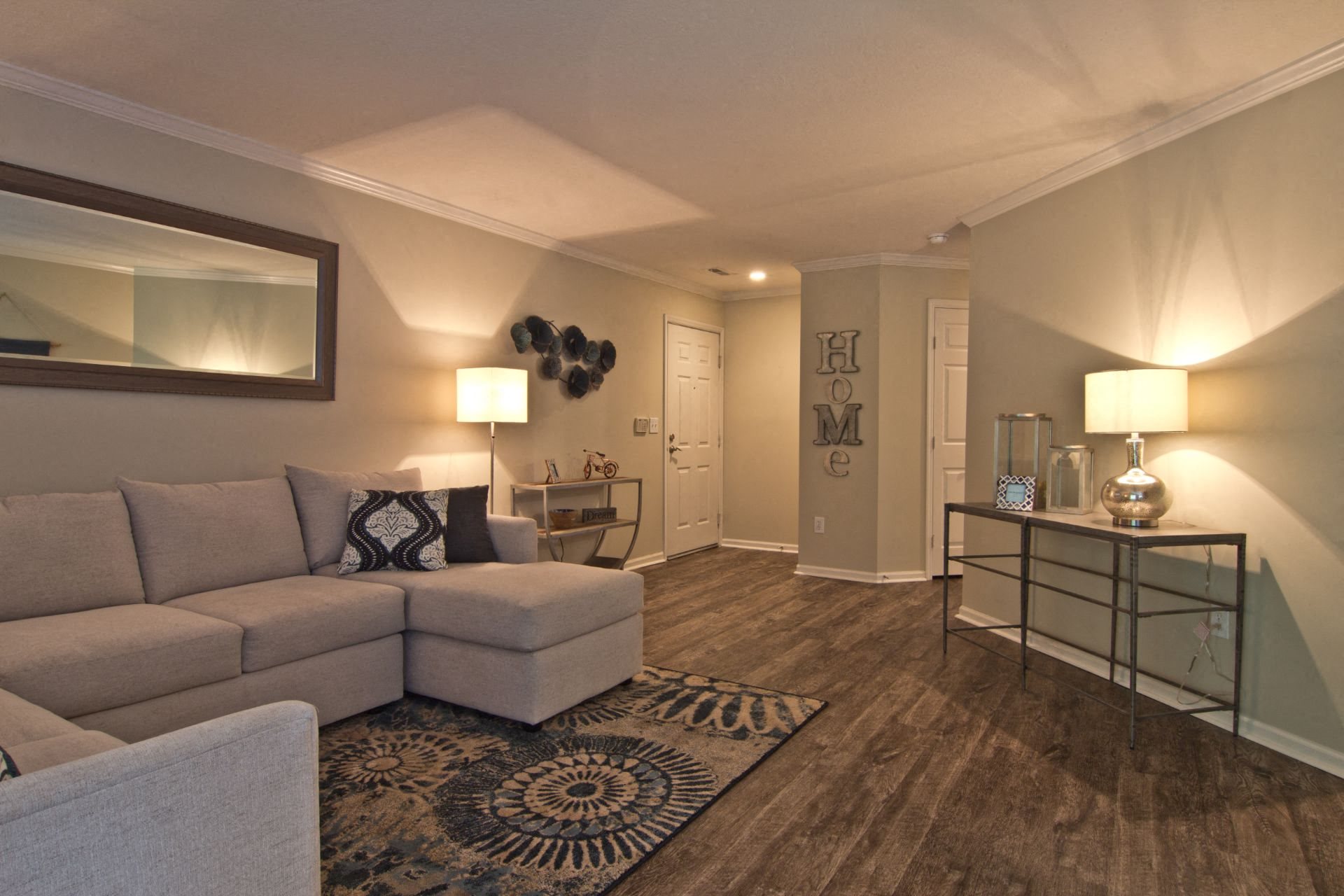 Interiors The Woods at Polaris Parkway Apartments and Townhomes 865 Glenmore Way Westerville OH 43082 Pet-Friendly Apartments and Townhomes