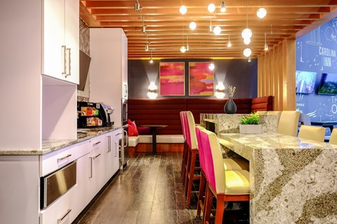 57_Berkshire Chapel Hill_Lounge_resized