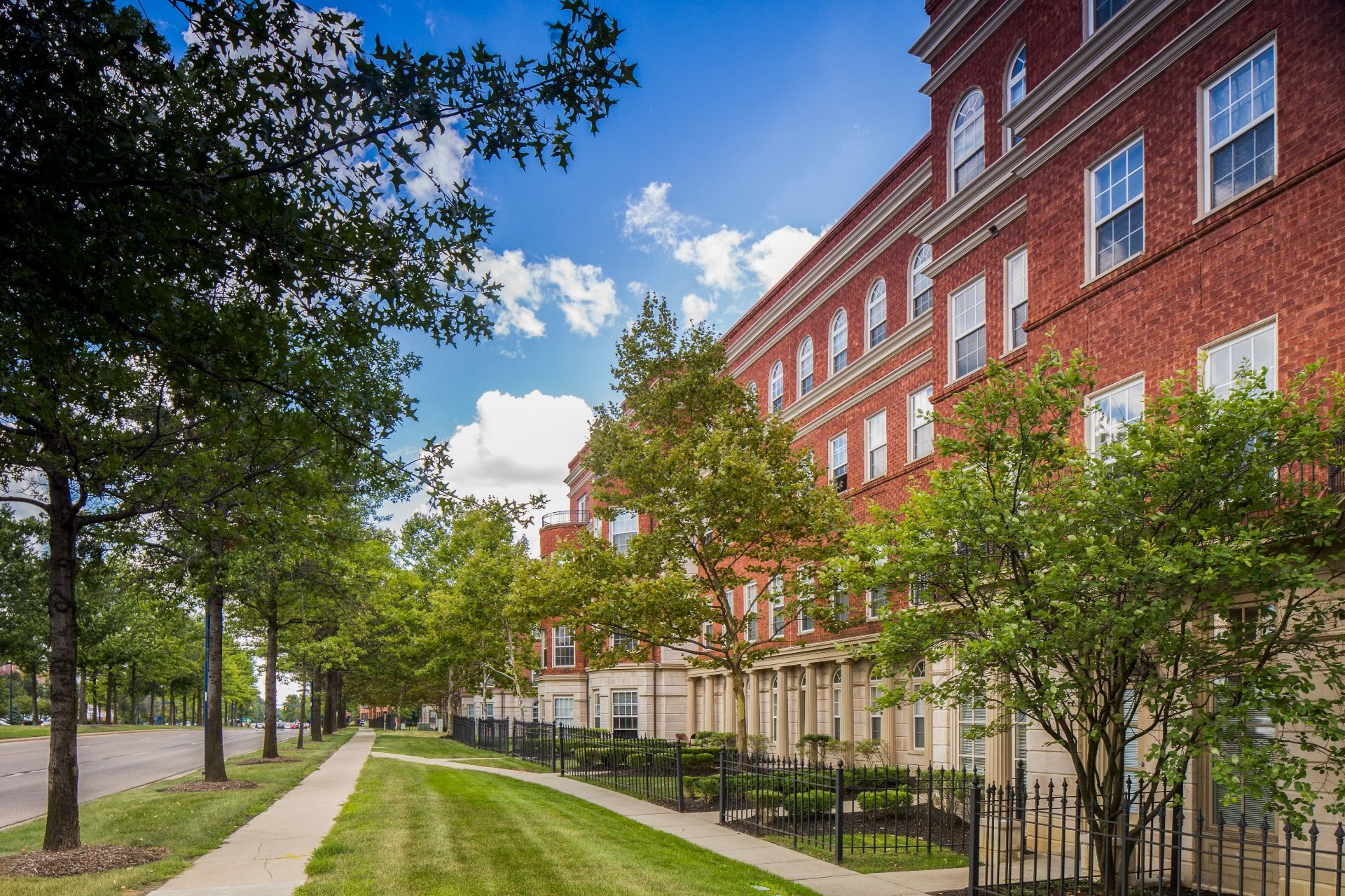 Photos of Easton Commons in Columbus, OH