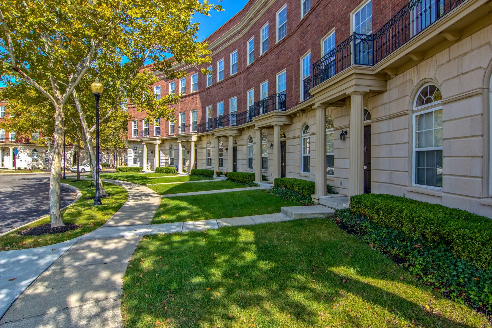 Photos of Easton Commons in Columbus, OH