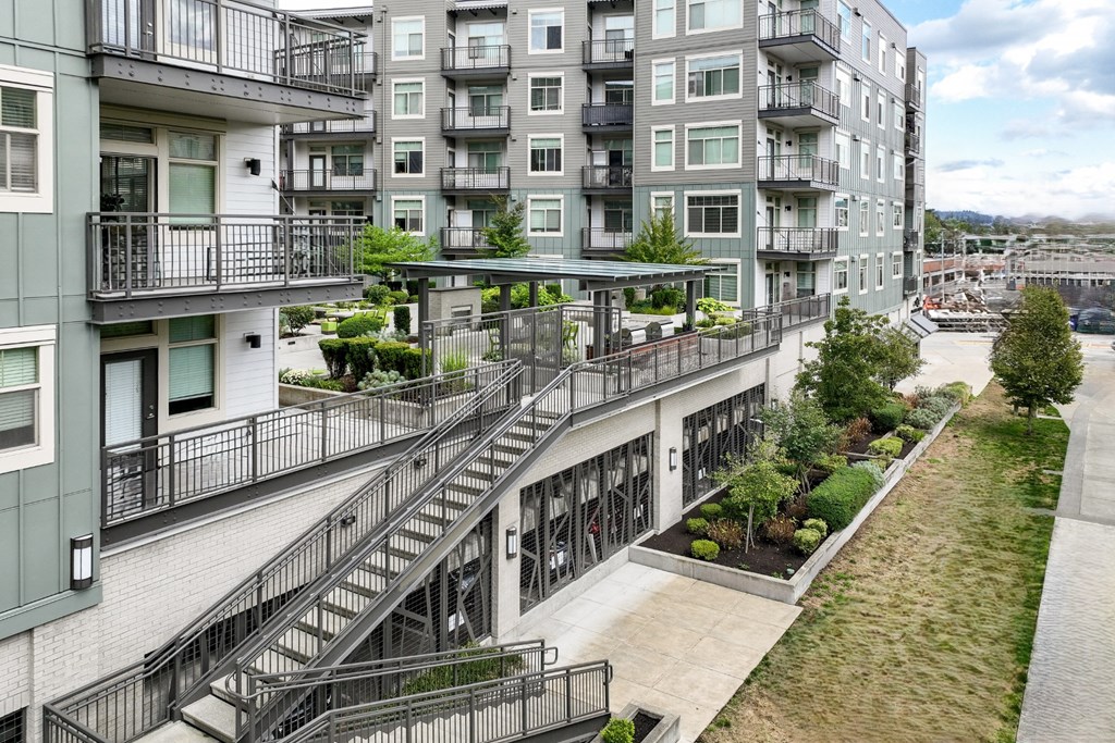 exterior view of Elan Redmond apartments