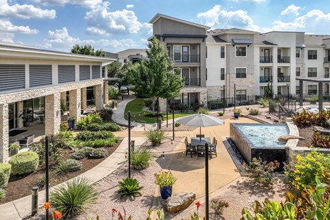 courtyard at The Allure apartments