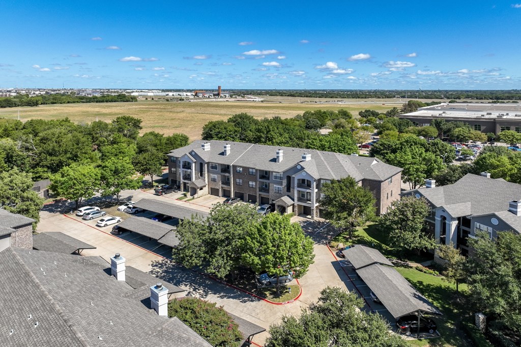 aerial view of Stoneleigh on Spring Creek Garland, TX apartments
