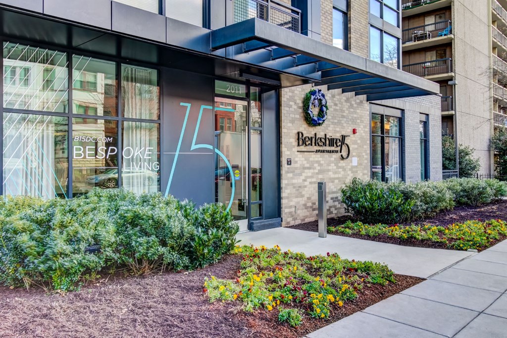 Pet Friendly Studio, 1, & 2 Bedroom Apartments DC--2011 15th Street NW, Washington DC. 20009