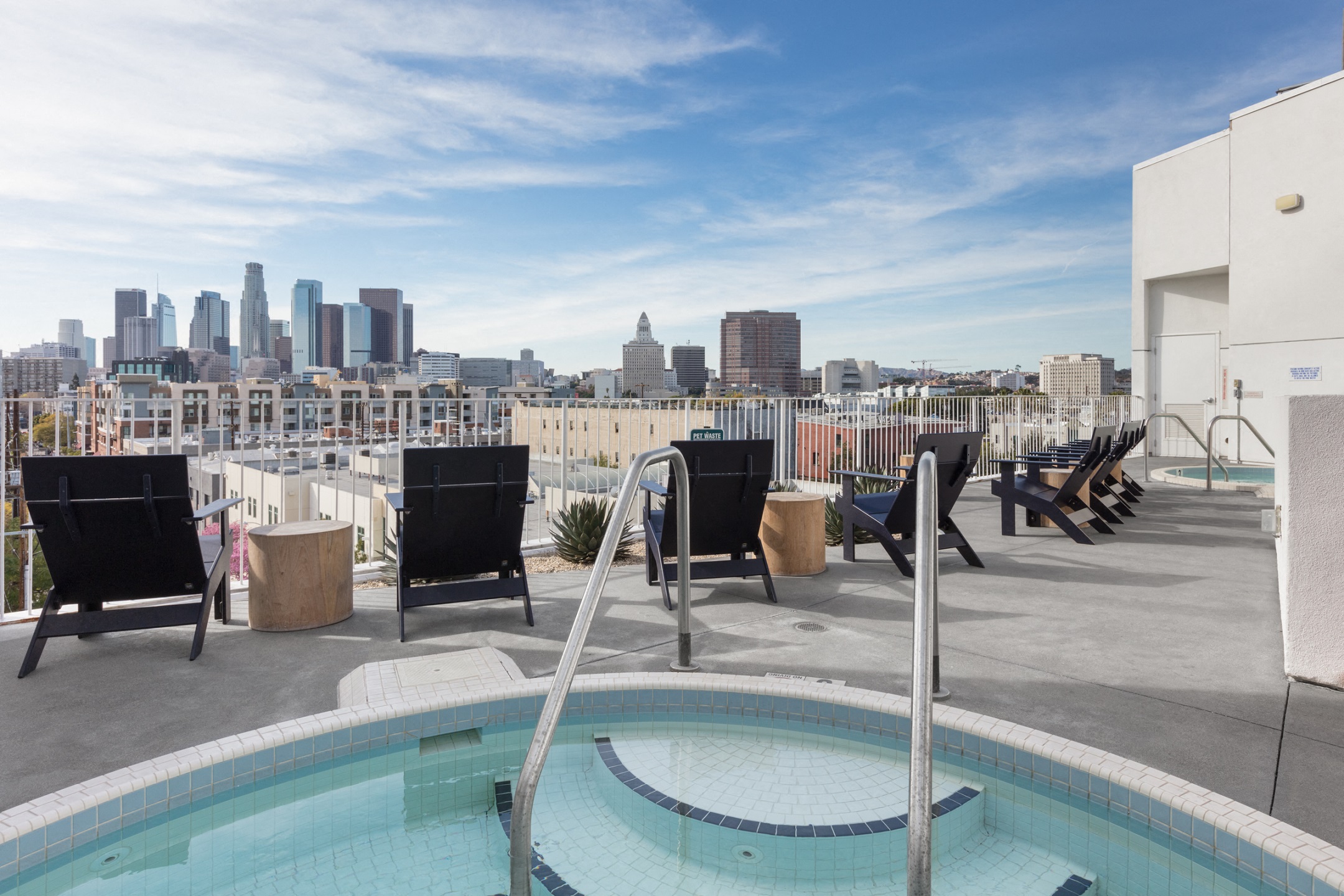 DTLA Apartments One Santa Fe