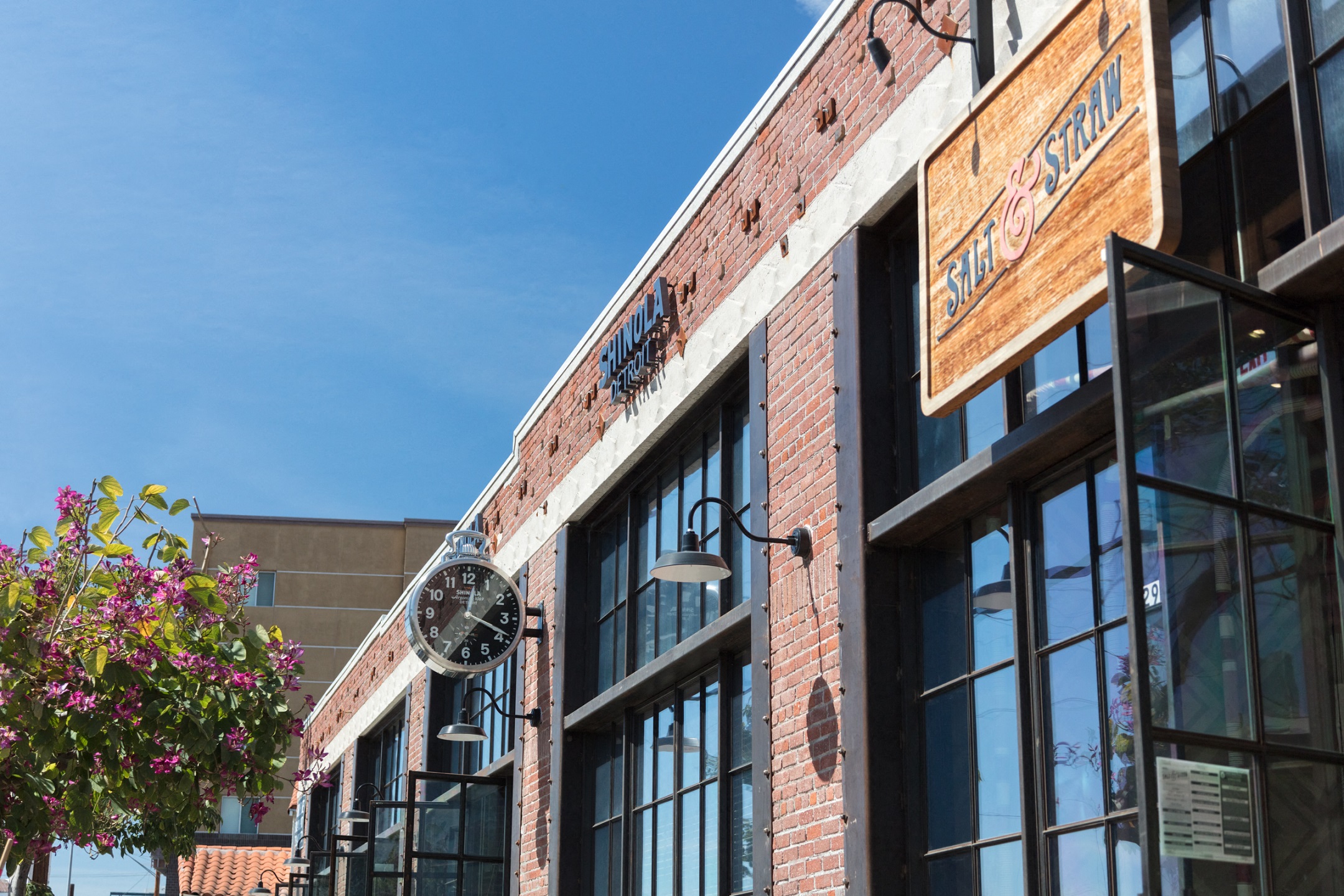 DTLA Apartments One Santa Fe