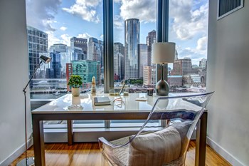 Home Office or Work-From-Home Space with stunning view - Photo Gallery 47