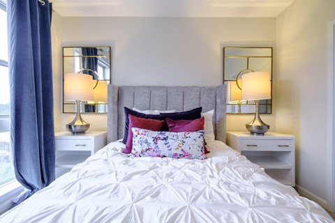 Bedroom at Berkshire Chapel Hill apartments 201 S Elliott Rd., Chapel Hill, NC 27514