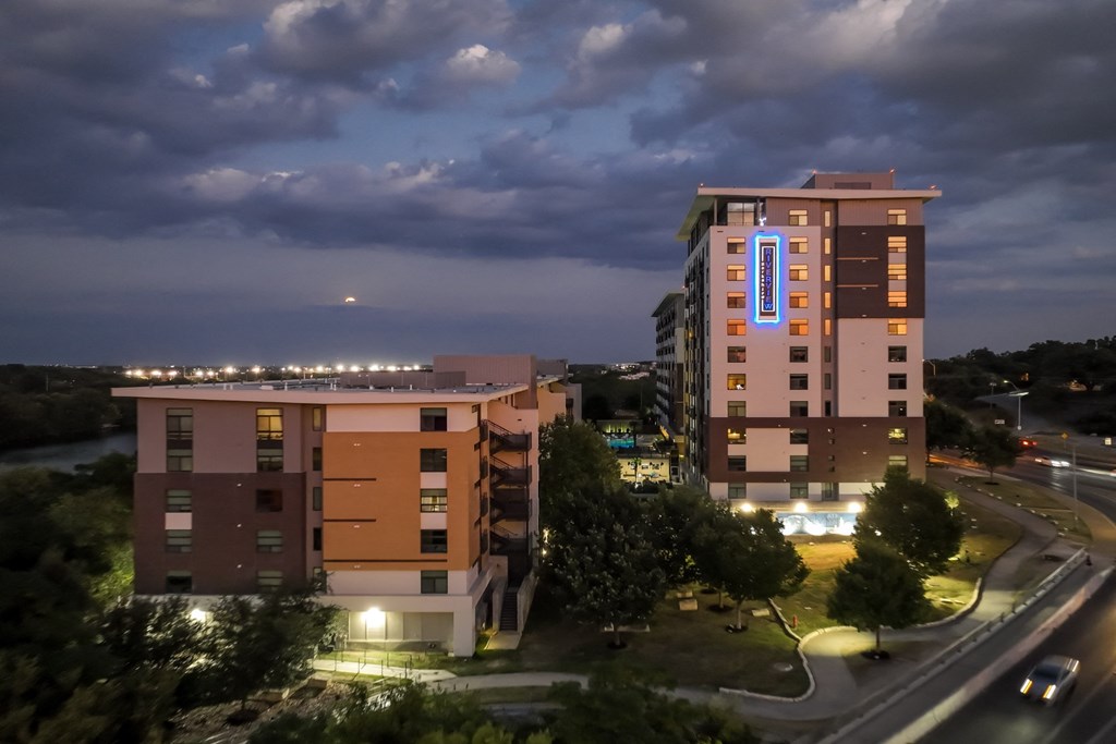 exterior view of Berkshire Riverview apartments 1300 E Riverside Dr., Austin, TX 78741