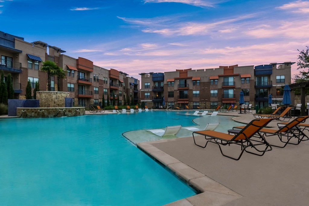 Soho Parkway apartments relaxing swimming pool