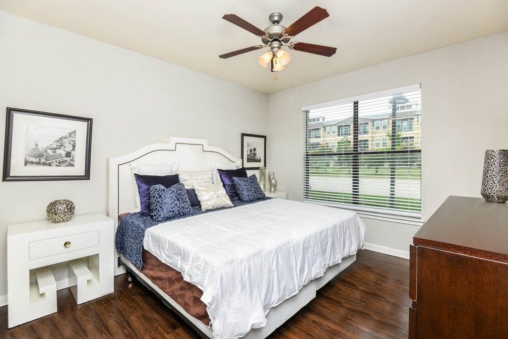 Soho Parkway apartments bedroom with ceiling fan