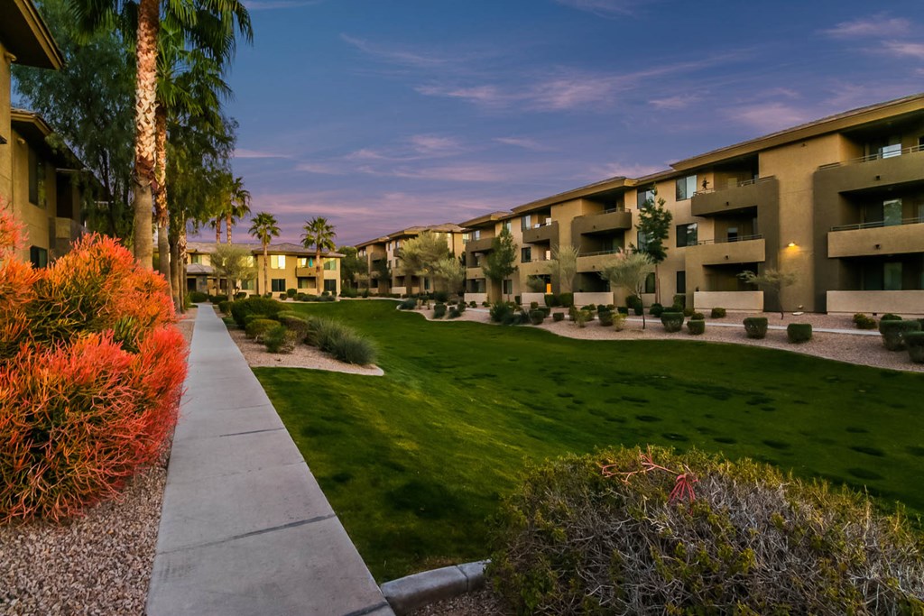 Avora luxury apartments in Phoenix, AZ 85024