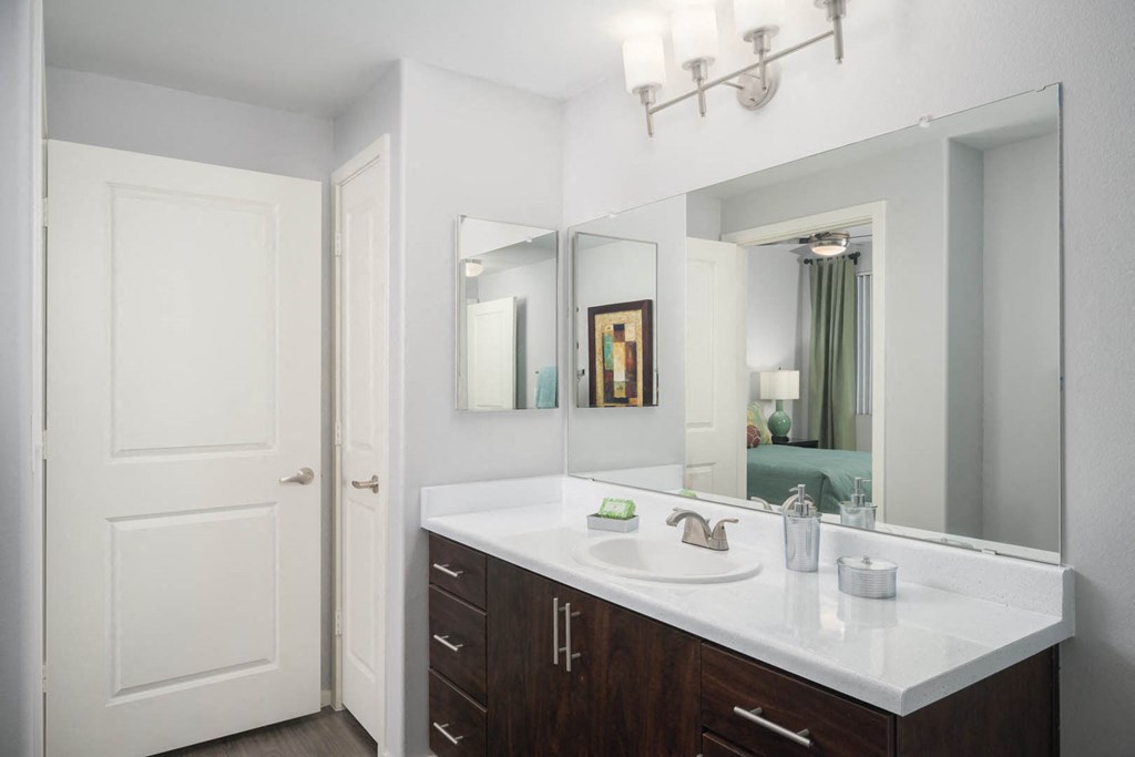 Avora apartments bathroom