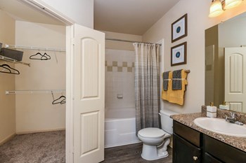 Boardwalk Med Center bathroom - Photo Gallery 13