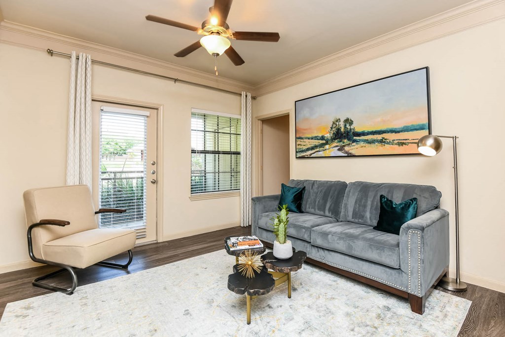 Boardwalk Med Center living room with ceiling fan