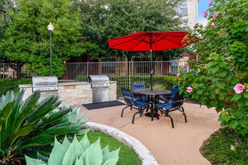 City North at Sunrise Ranch outdoor al fresco dining area - Photo Gallery 6