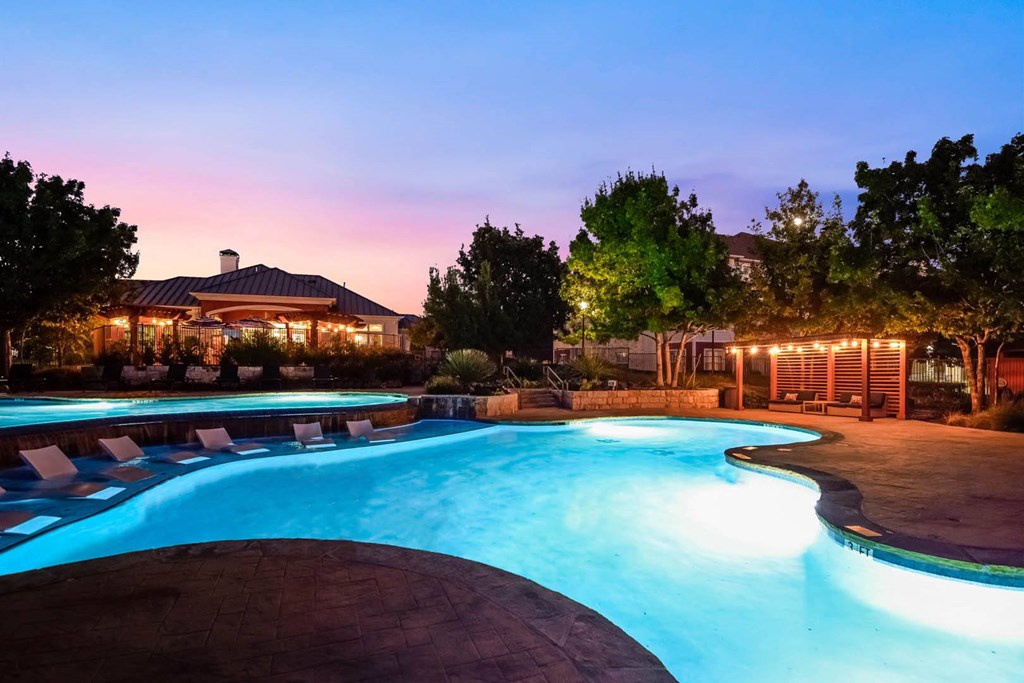 City North at Sunrise Ranch apartments swimming pool