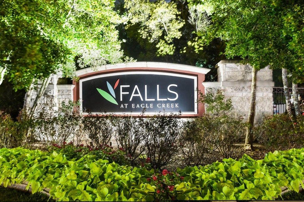 Falls At Eagle Creek Apartments, 9702 N Sam Houston Pkwy, Humble, TX
