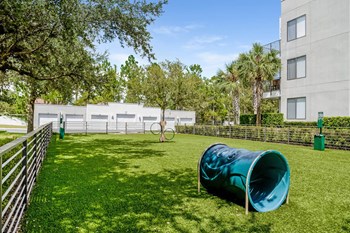 Pure Living apartments dog park - Photo Gallery 9