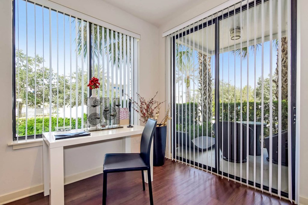 Reveal Heathrow apartments sunroom area