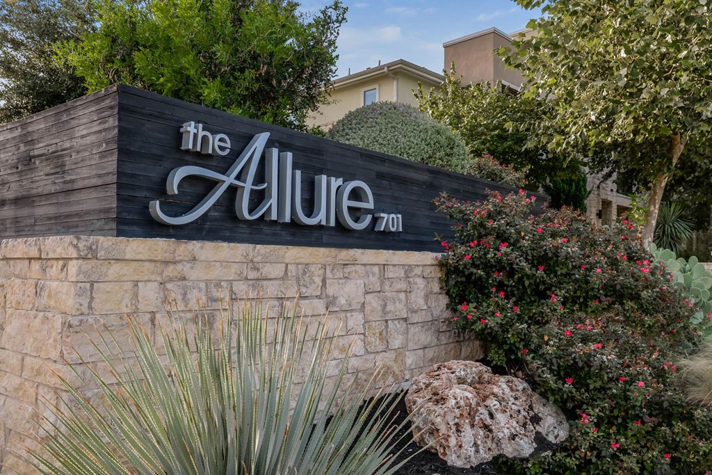 The Allure apartments Cedar Park, TX