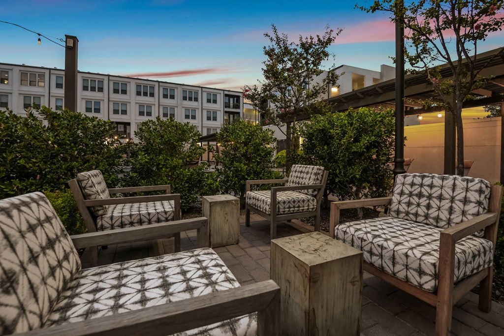 The Callie apartments outdoor social area with comfortable seating