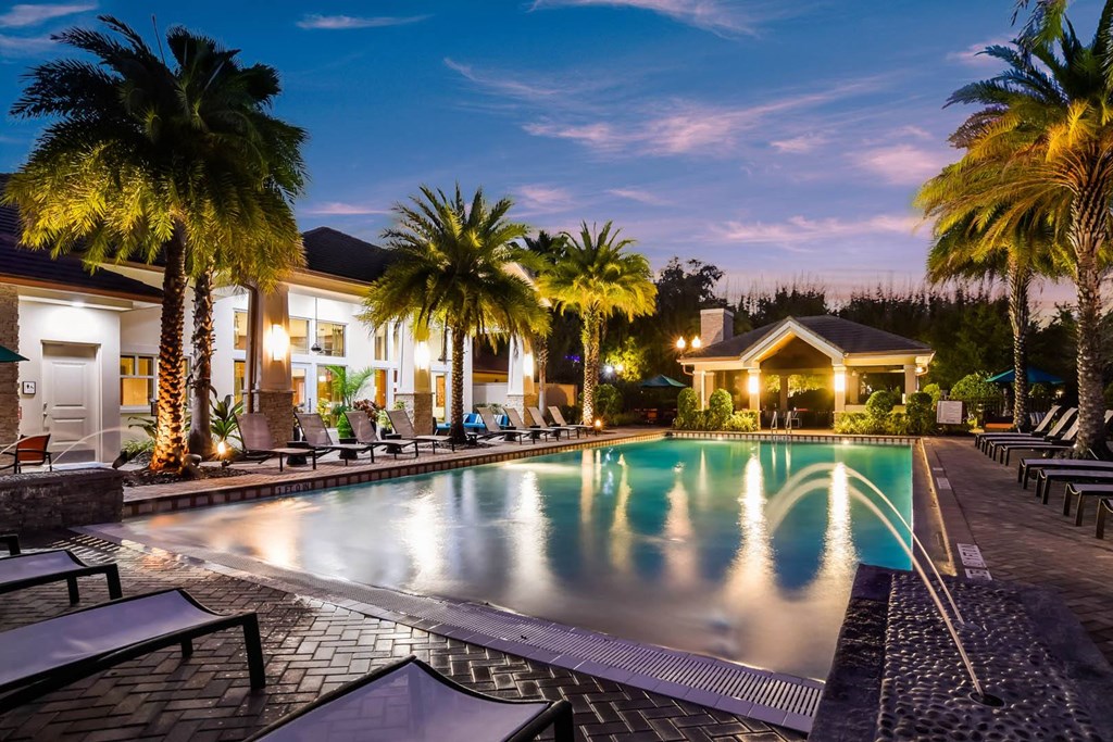 Grand at Cypress Cove apartments in Orlando, FL