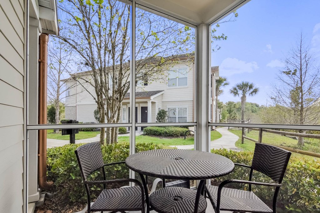 Grand at Cypress Cove apartments patio