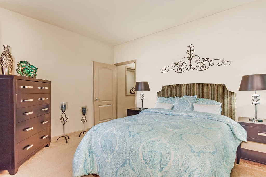 Verano apartments spacious bedroom