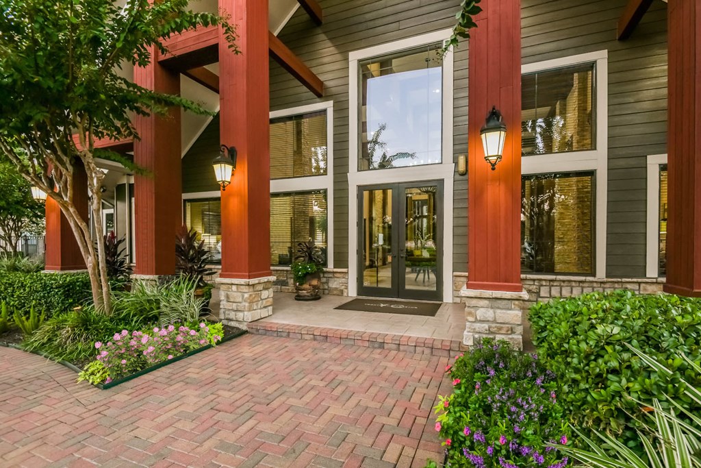 Yorktown Crossing apartments Houston, TX