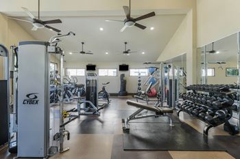 Yorktown Crossing apartments fitness center