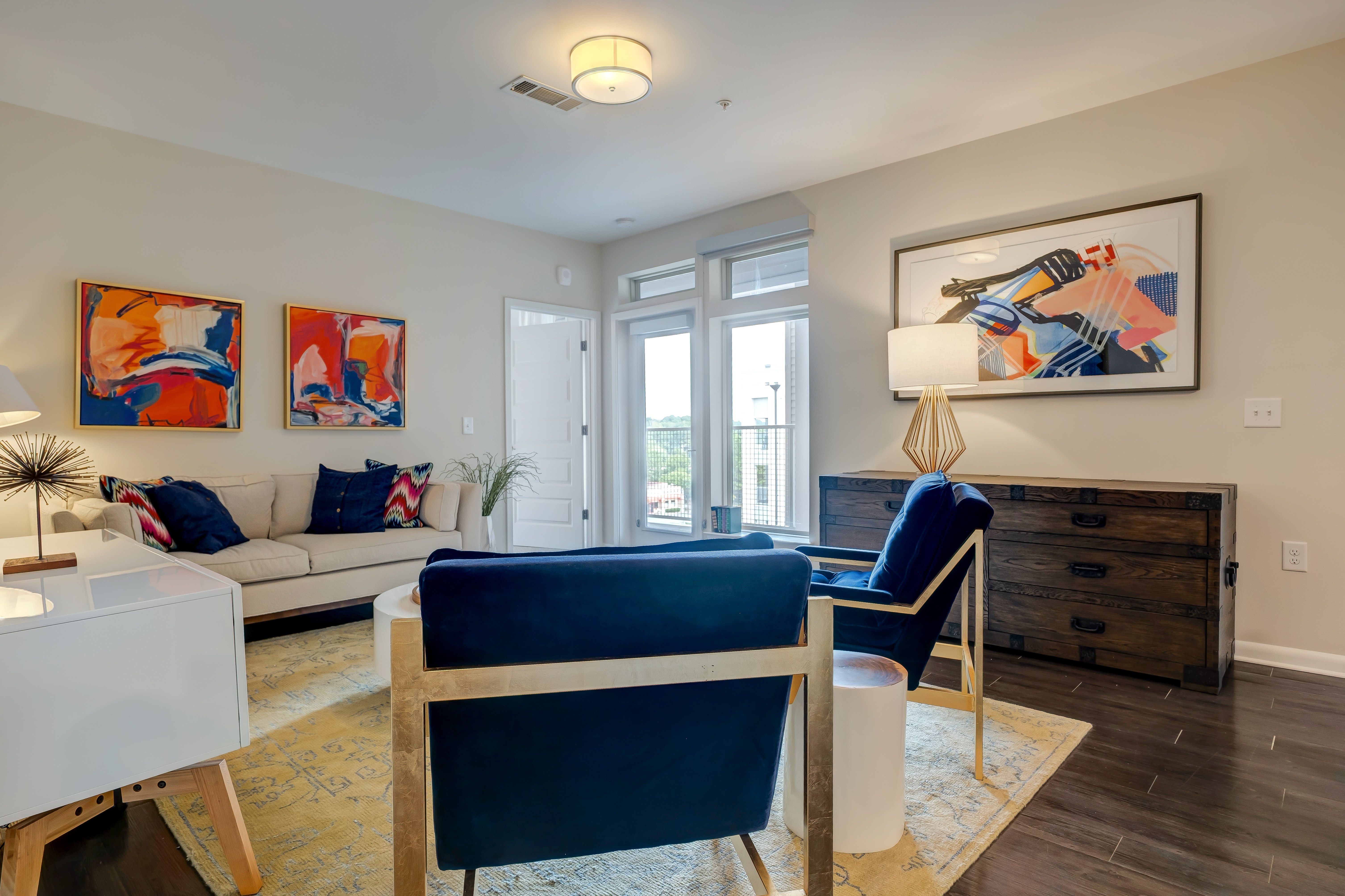 Berkshire Chapel Hill is a similar property to The Reserve At Meadowmont Apartments And Townhomes located in Chapel Hill