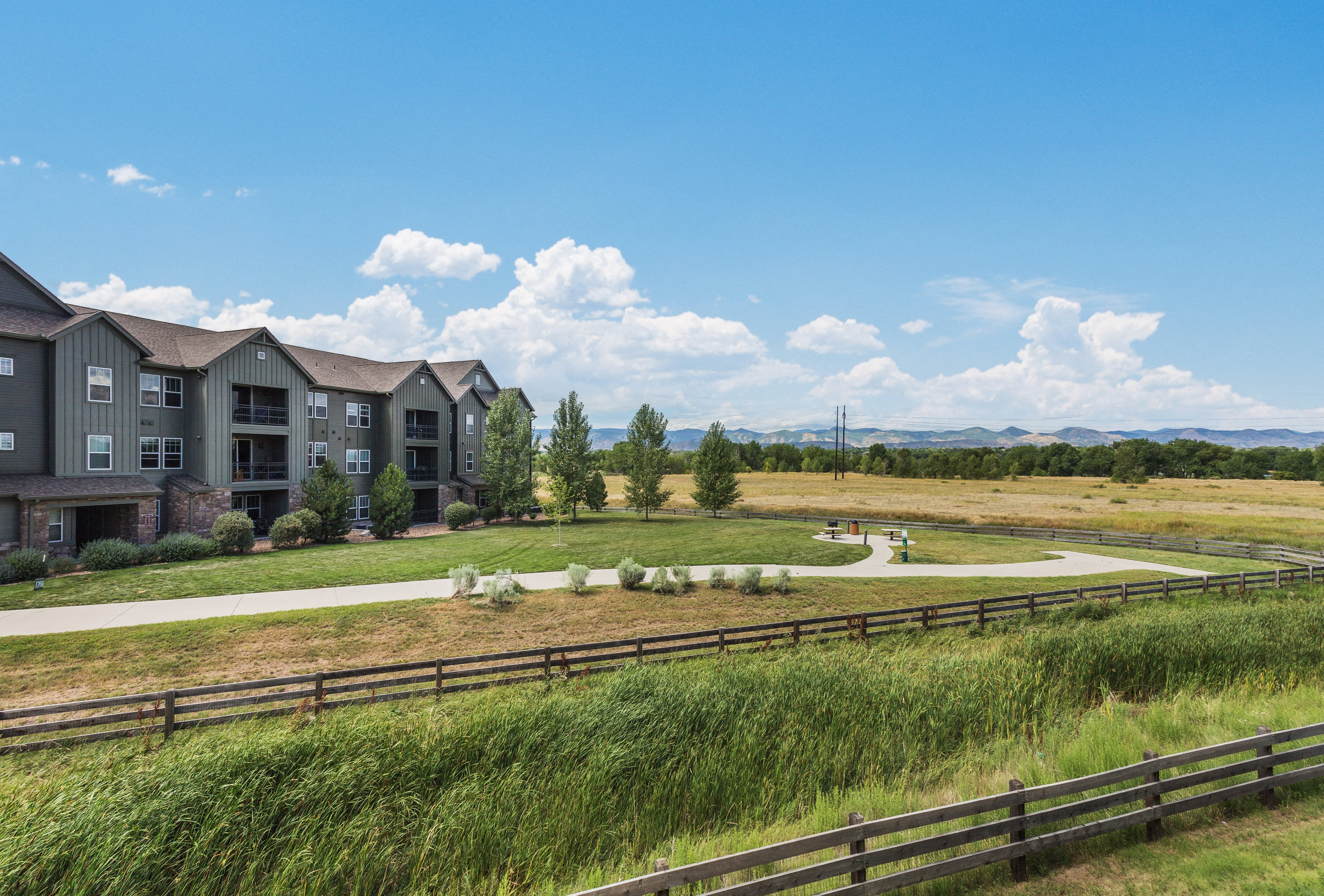 Photos of Berkshire Aspen Grove Luxury Apartments in Littleton, CO
