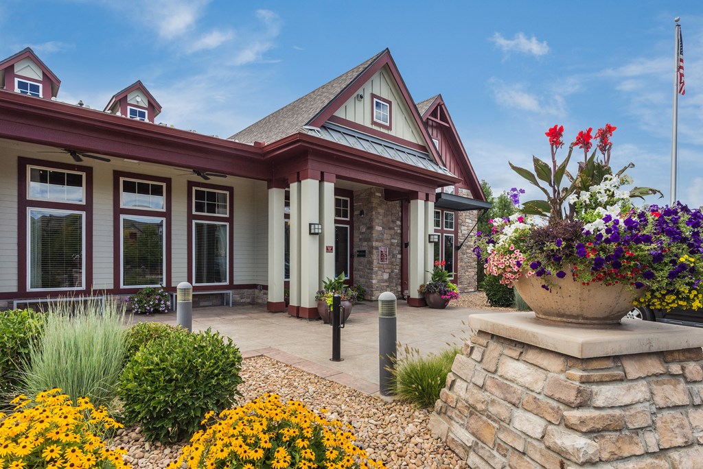 Clubhouse at Berkshire Aspen Grove Apartments, Littleton, Colorado