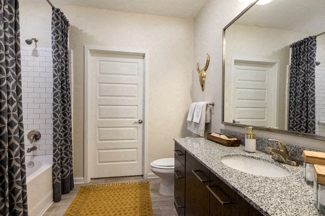 Luxurious Bathrooms at Berkshire Chapel Hill, North Carolina, 27514