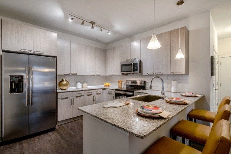 Fully Equipped Kitchen With Modern Appliances at Berkshire Chapel Hill, Chapel Hill, NC, 27514