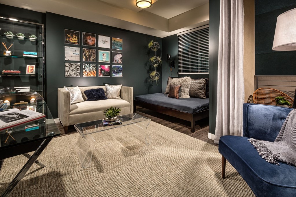 9' Ceilings in Select Apartments at Berkshire K2LA, California, 90005