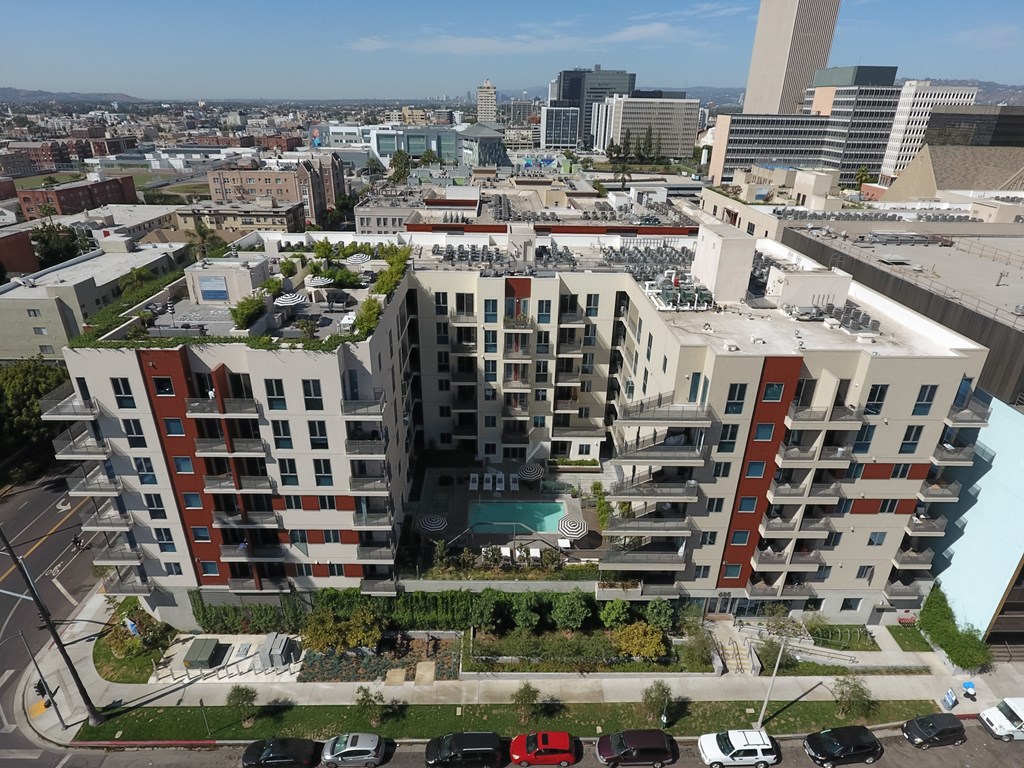 Exquisite Exterior at Berkshire K2LA, California, 90005