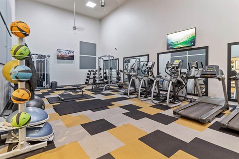 Modern Fitness Center at Saw Mill Village Apartments, Columbus, Ohio