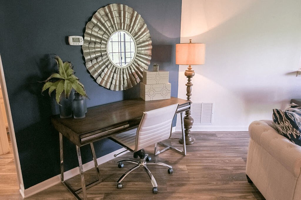 Accent Wall at The Residence at Christopher Wren Apartments, Columbus, 43230