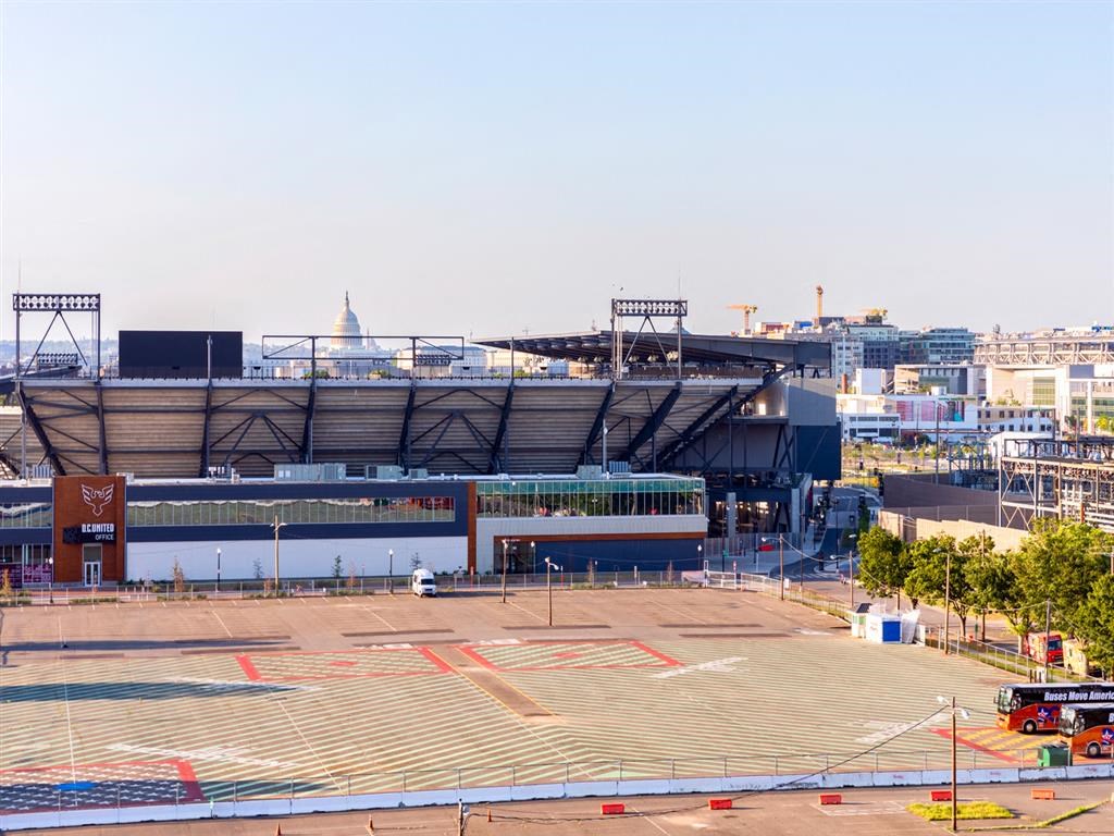 RiverPoint luxury apartments near Audi Field