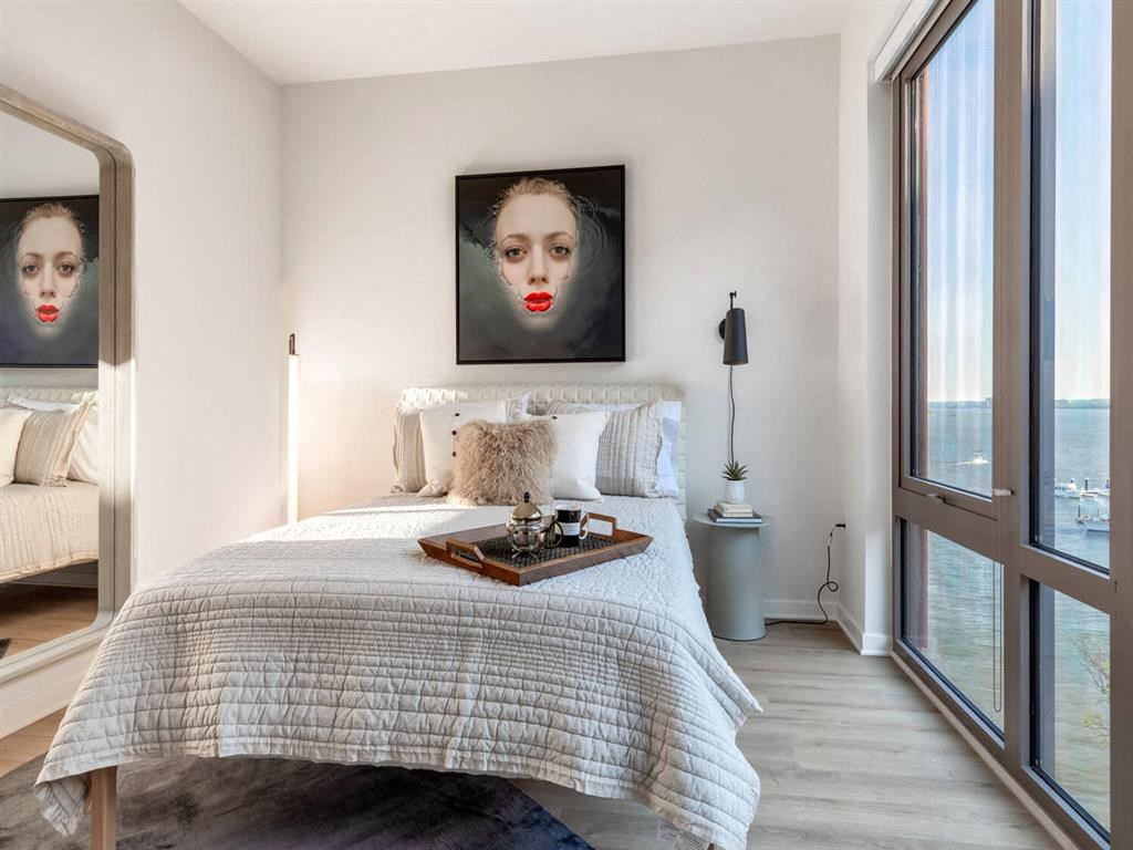 RiverPoint luxury apartments in Washington, DC with tall ceilings and floor to ceiling windows