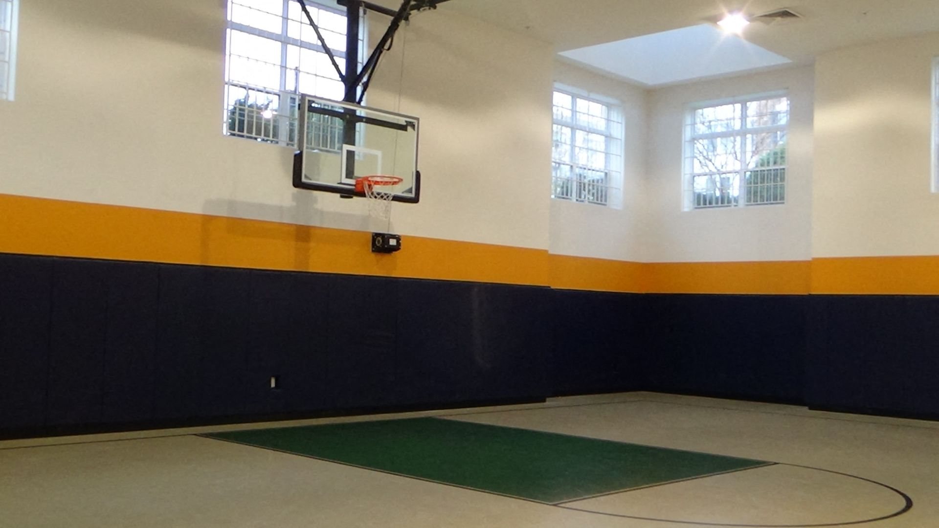 Amenities Indoor Sports Court-Apartments with Fitness and Cardio-4300 Telfair Blvd. Camp Springs MD
